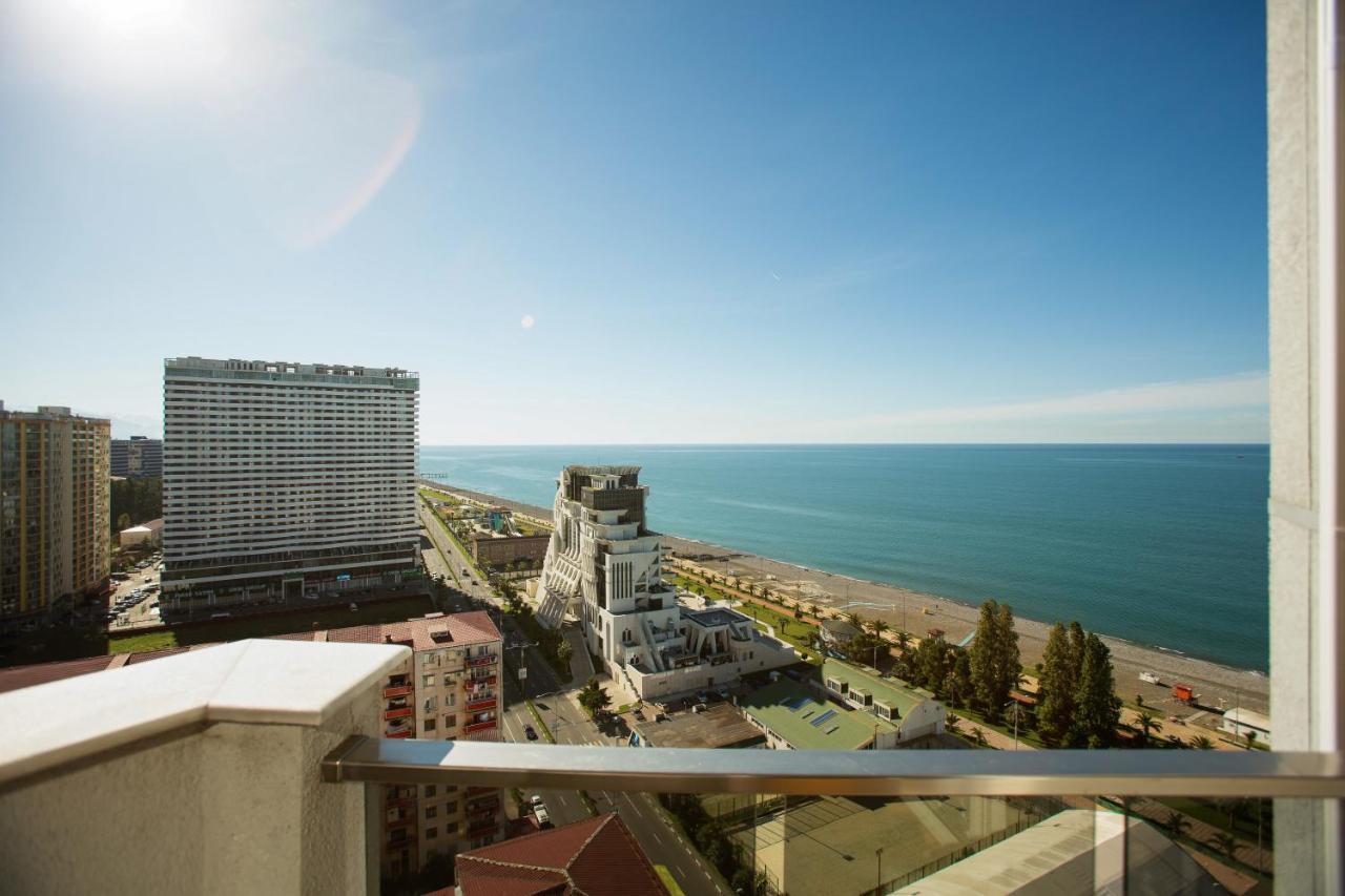 Tower Apartments Batumi Esterno foto
