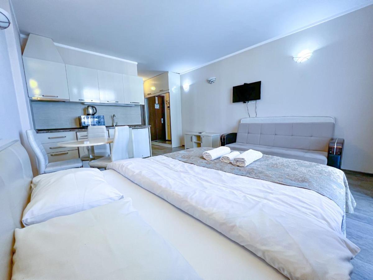 Tower Apartments Batumi Esterno foto