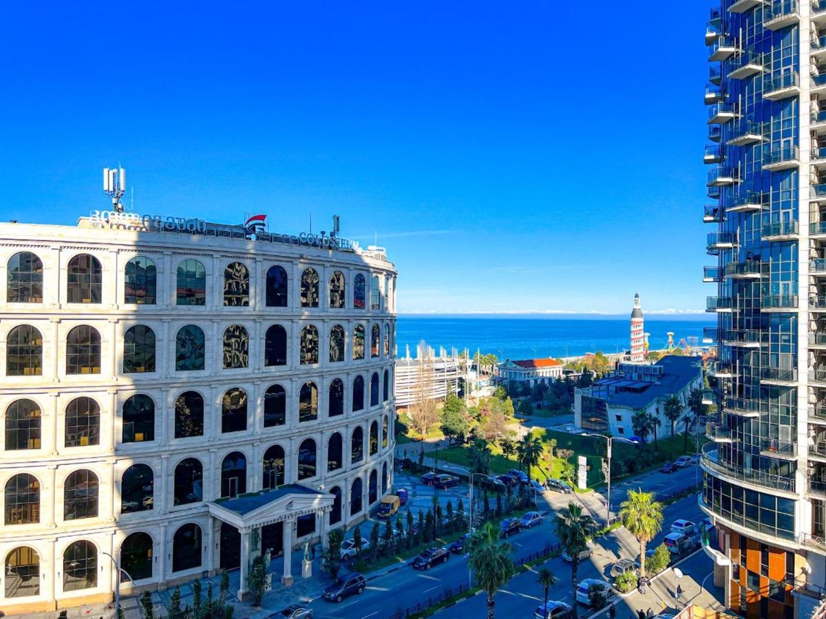 Tower Apartments Batumi Esterno foto